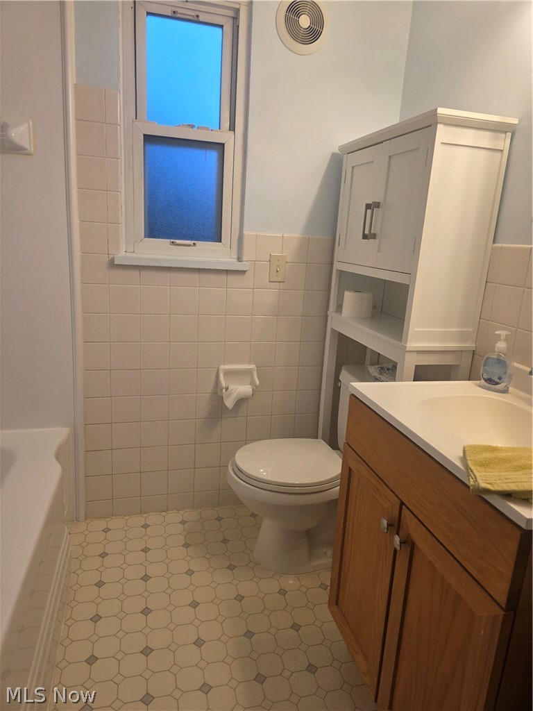 1742 W 12th Street Lorain OH 44052