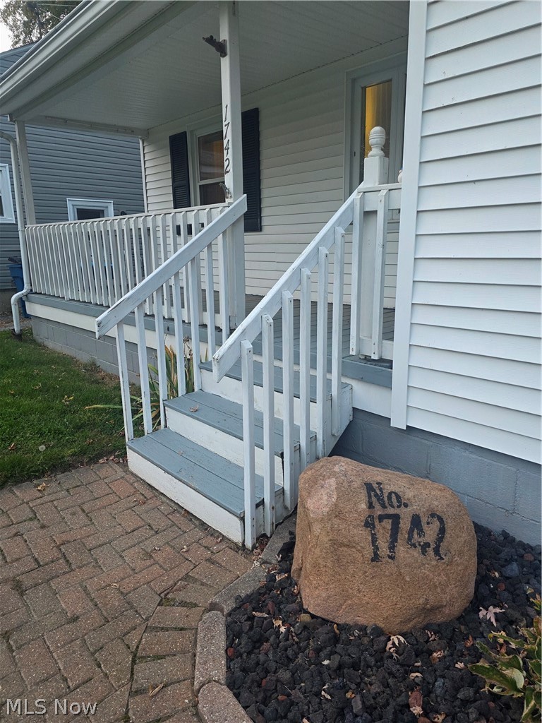 1742 W 12th Street Lorain OH 44052