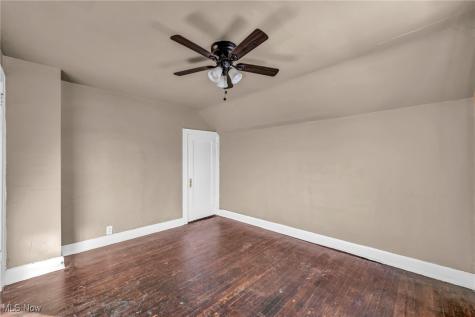 14410 Darwin Avenue Cleveland OH 44110