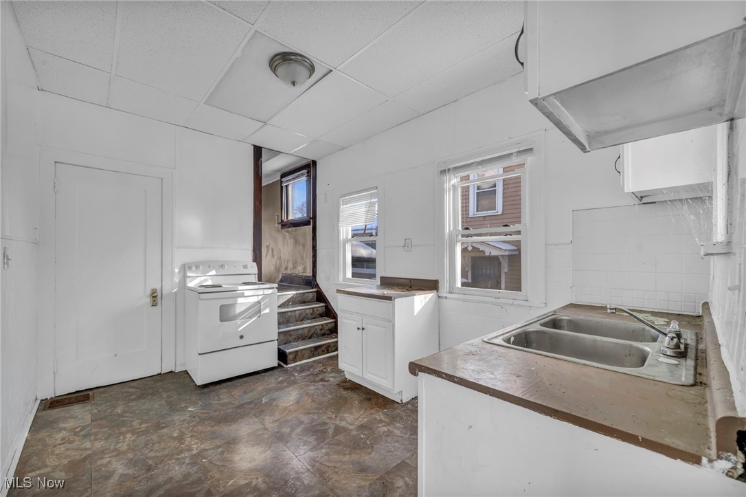 14410 Darwin Avenue Cleveland OH 44110