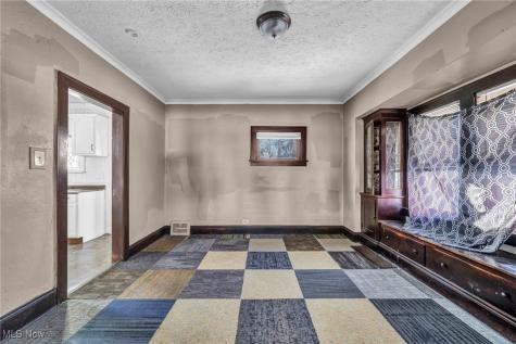 14410 Darwin Avenue Cleveland OH 44110