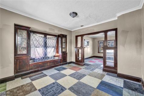 14410 Darwin Avenue Cleveland OH 44110
