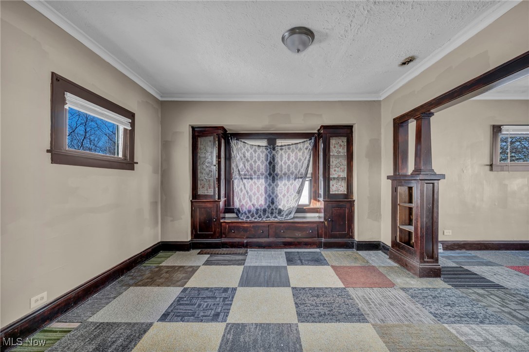 14410 Darwin Avenue Cleveland OH 44110