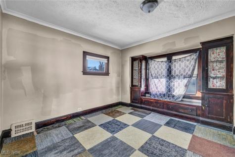 14410 Darwin Avenue Cleveland OH 44110