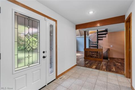 12678 Amber Circle NW Uniontown OH 44685