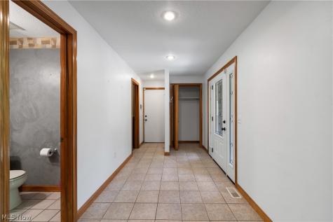 12678 Amber Circle NW Uniontown OH 44685
