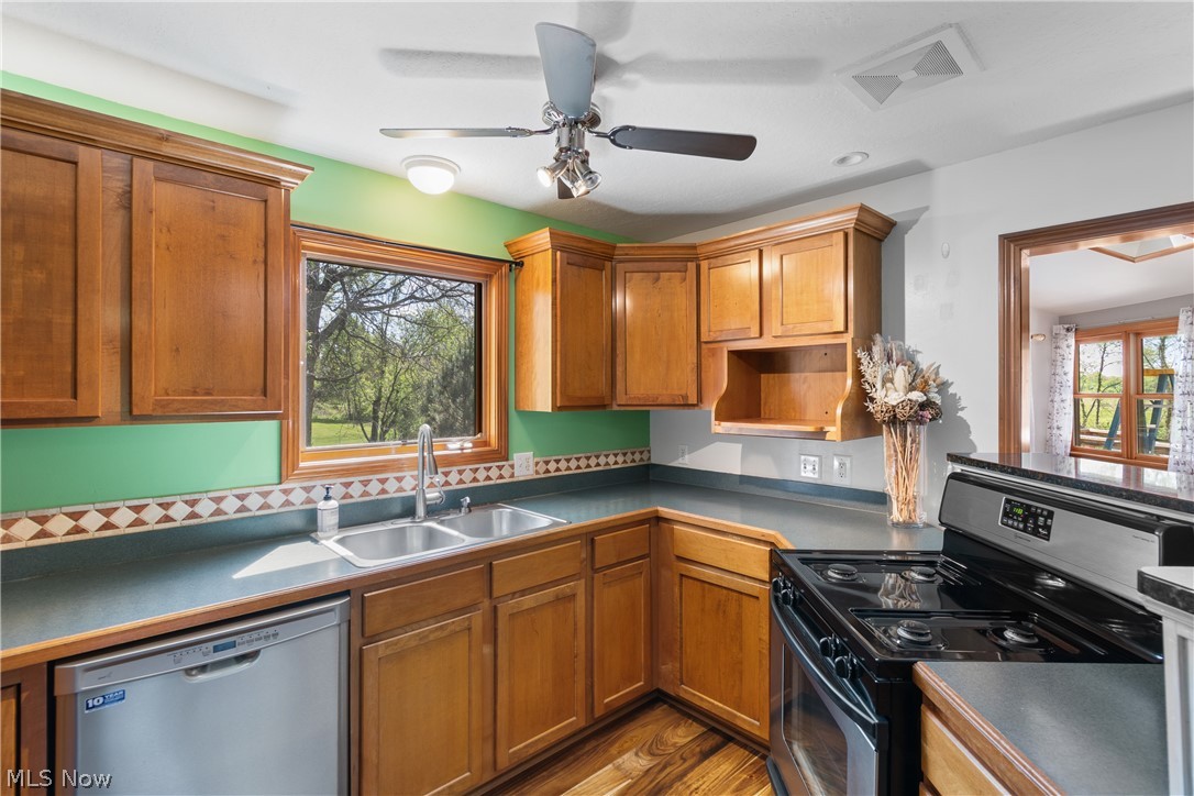 12678 Amber Circle NW Uniontown OH 44685