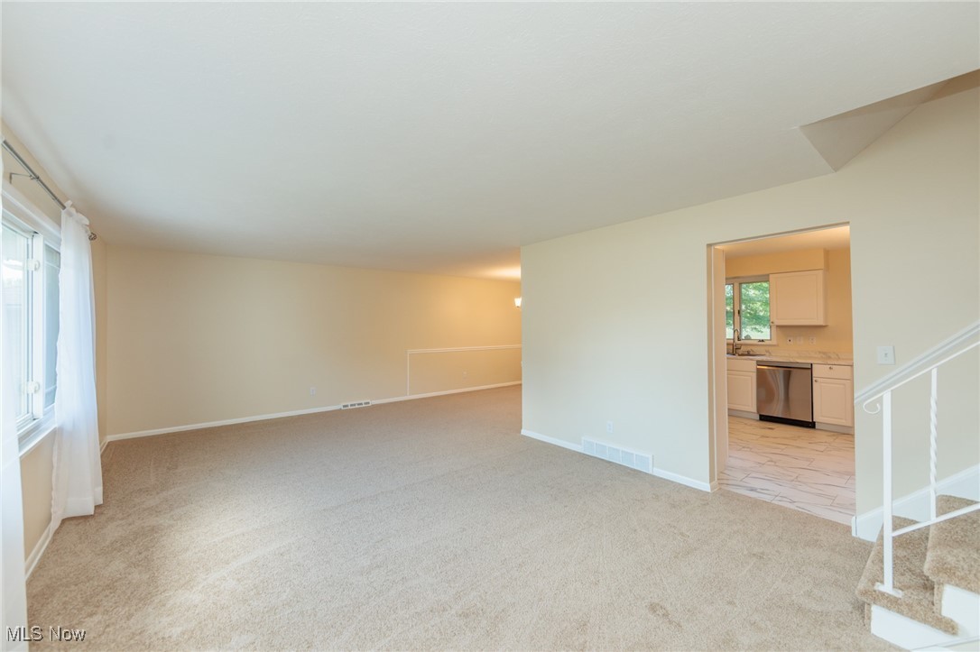 6258 Carlyle Drive Seven Hills OH 44131