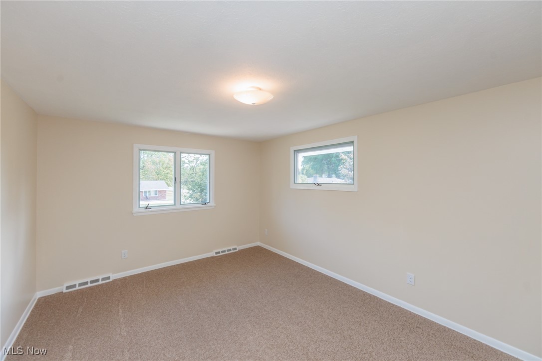 6258 Carlyle Drive Seven Hills OH 44131