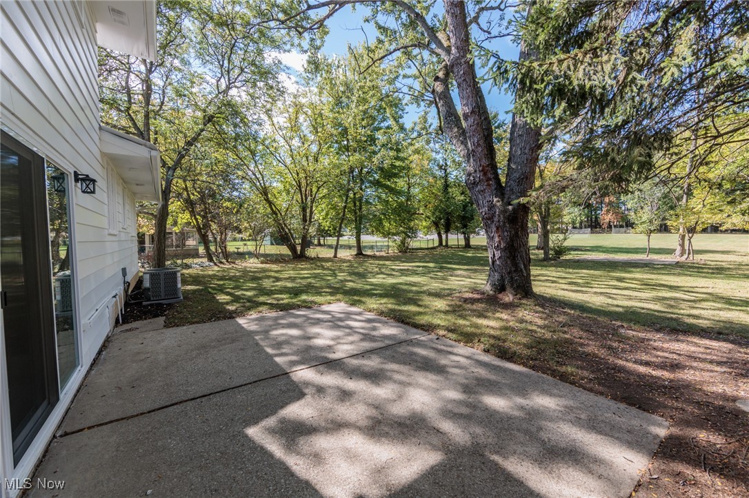 6258 Carlyle Drive Seven Hills OH 44131