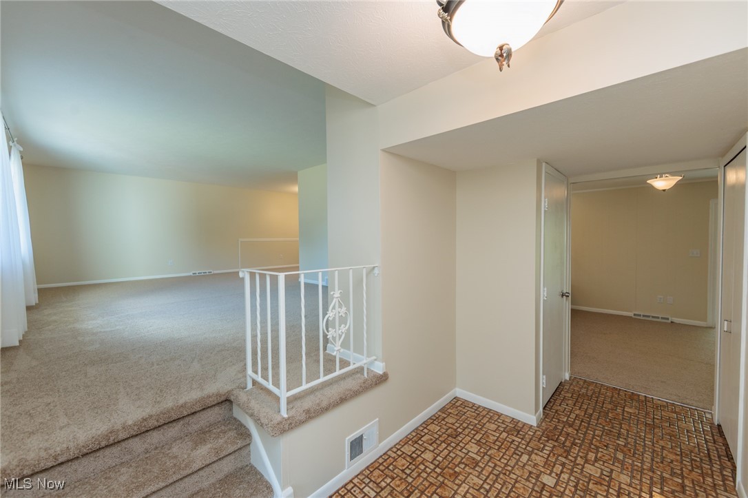 6258 Carlyle Drive Seven Hills OH 44131