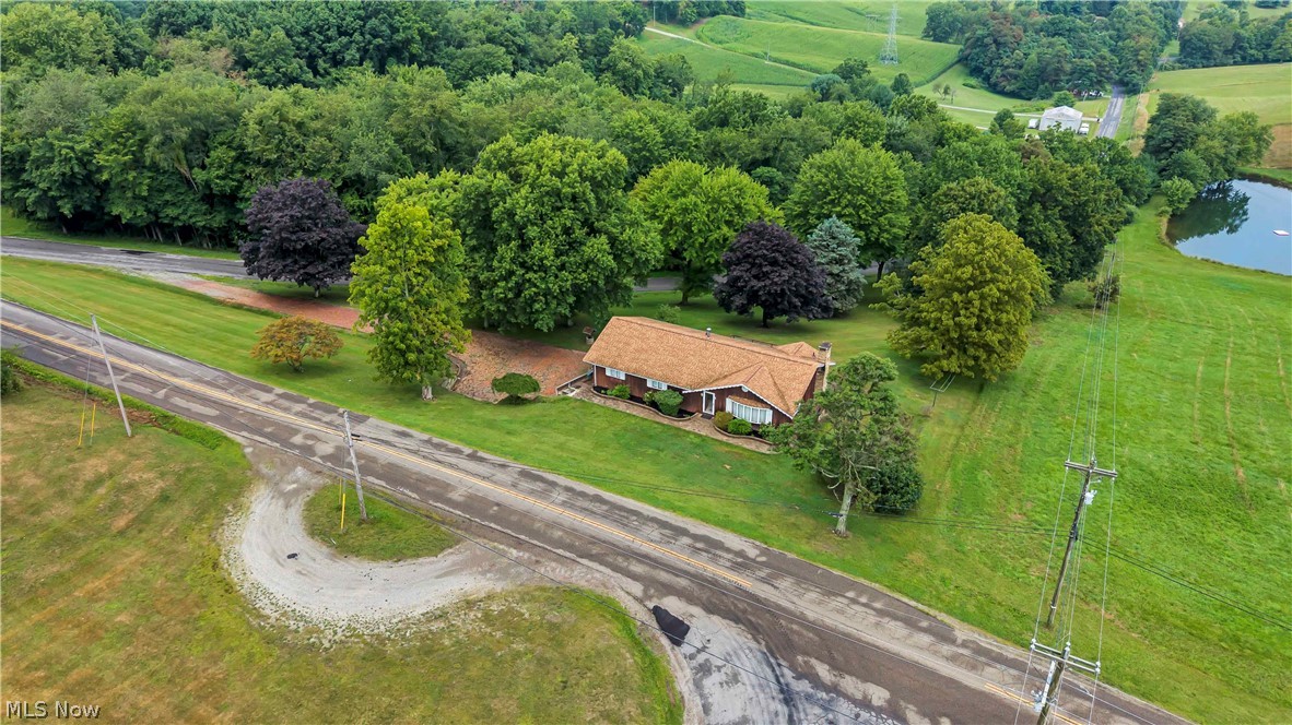 2538 Tabor Ridge Road NE Mineral City OH 44656