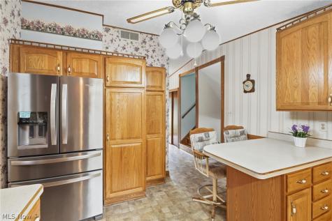 695 Old Forge Road Kent OH 44240