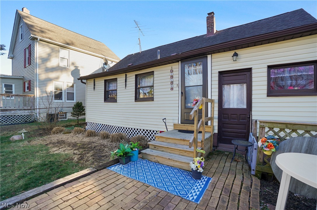 1237 Mcintosh Avenue Akron OH 44314