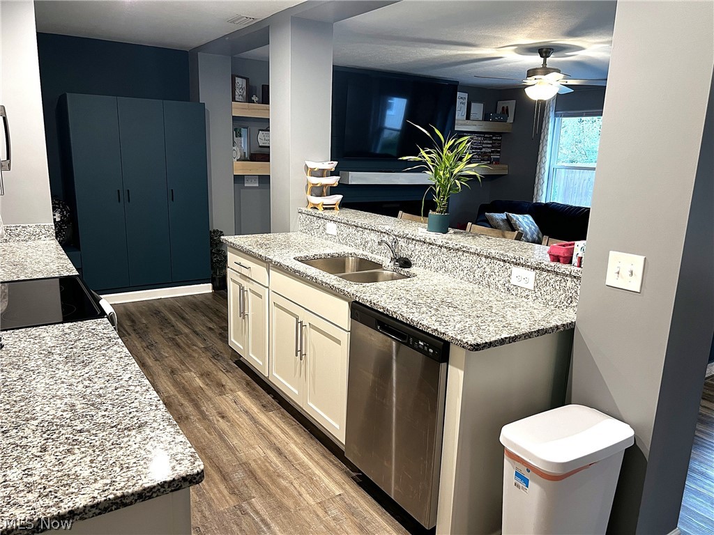 756 Hazelwood Drive Vermilion OH 44089