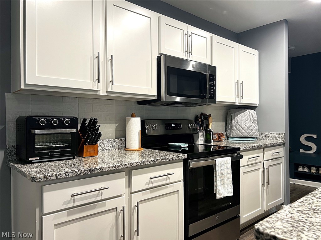 756 Hazelwood Drive Vermilion OH 44089