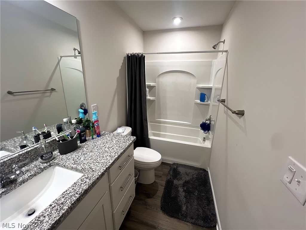 756 Hazelwood Drive Vermilion OH 44089