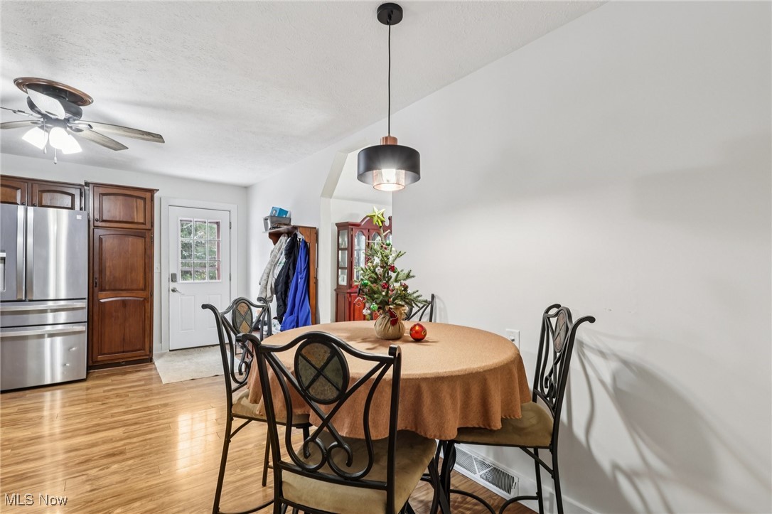 361 Mahan Denman Road NW Bristolville OH 44402