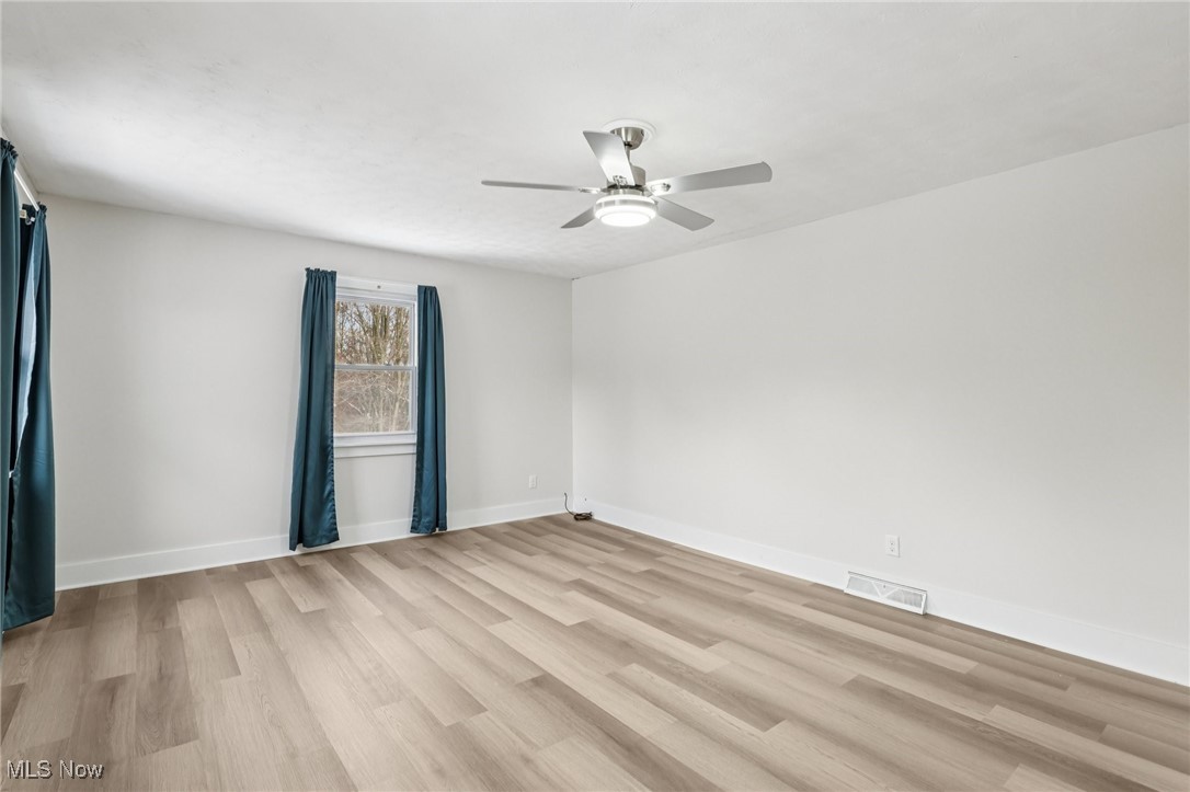 361 Mahan Denman Road NW Bristolville OH 44402