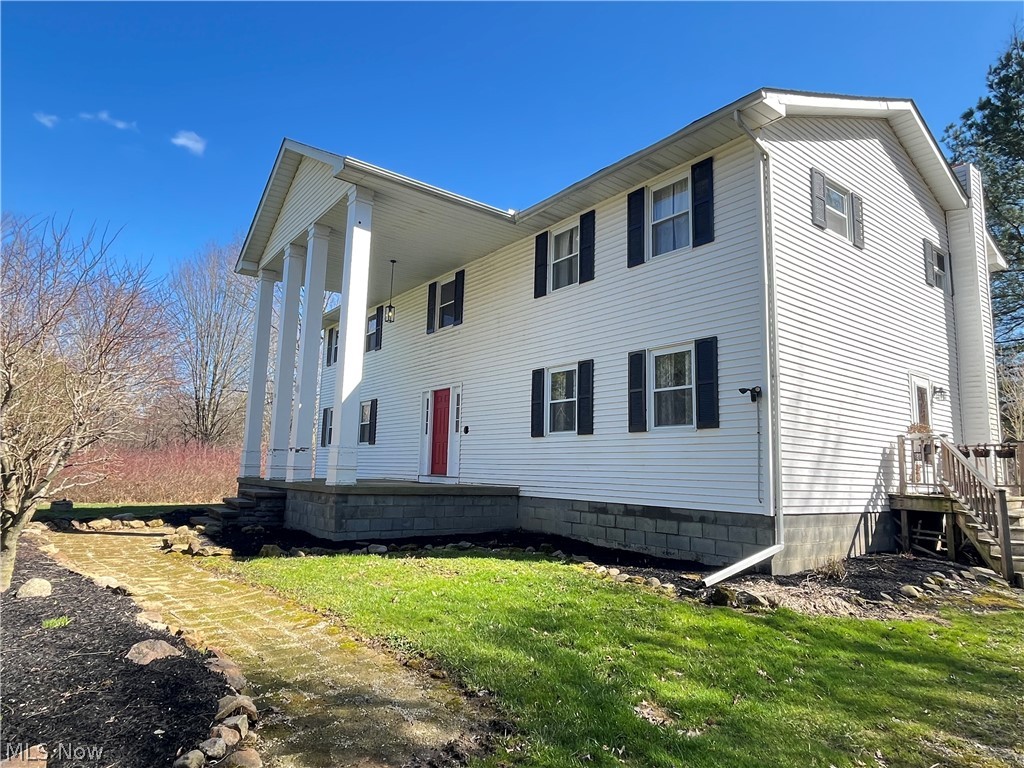 361 Mahan Denman Road NW Bristolville OH 44402