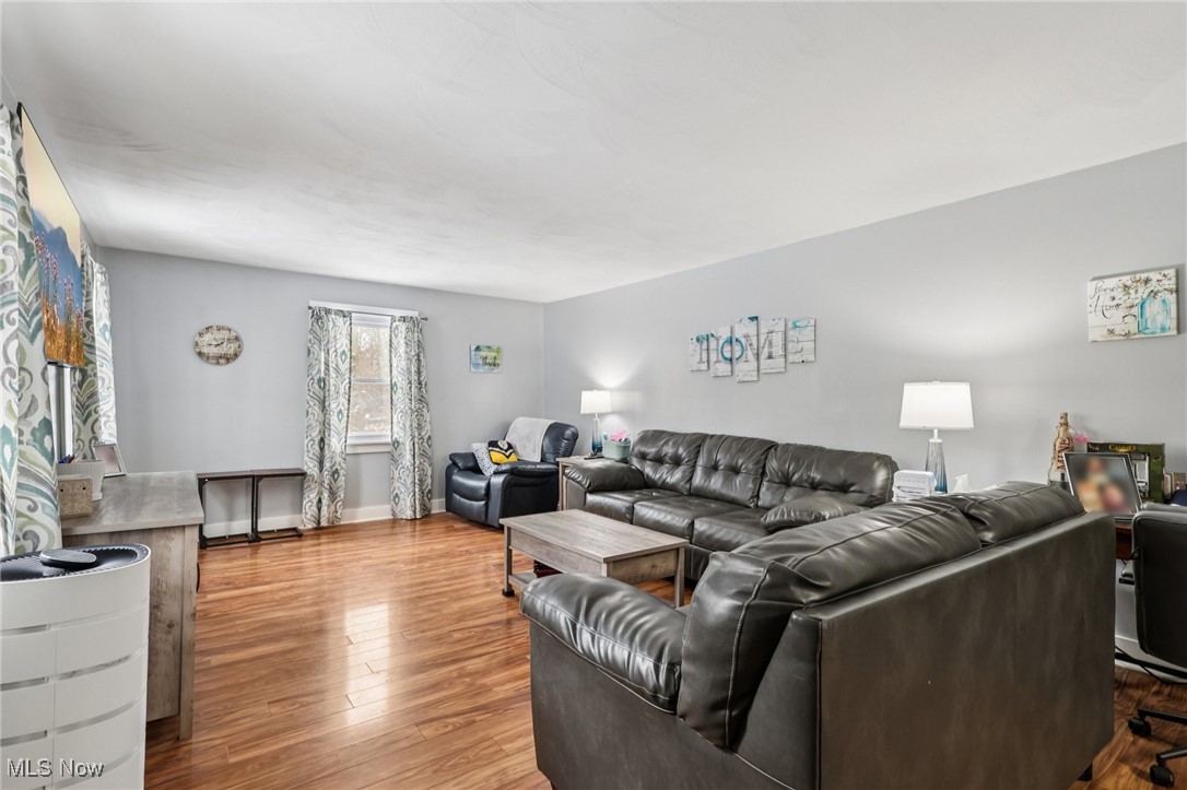 361 Mahan Denman Road NW Bristolville OH 44402