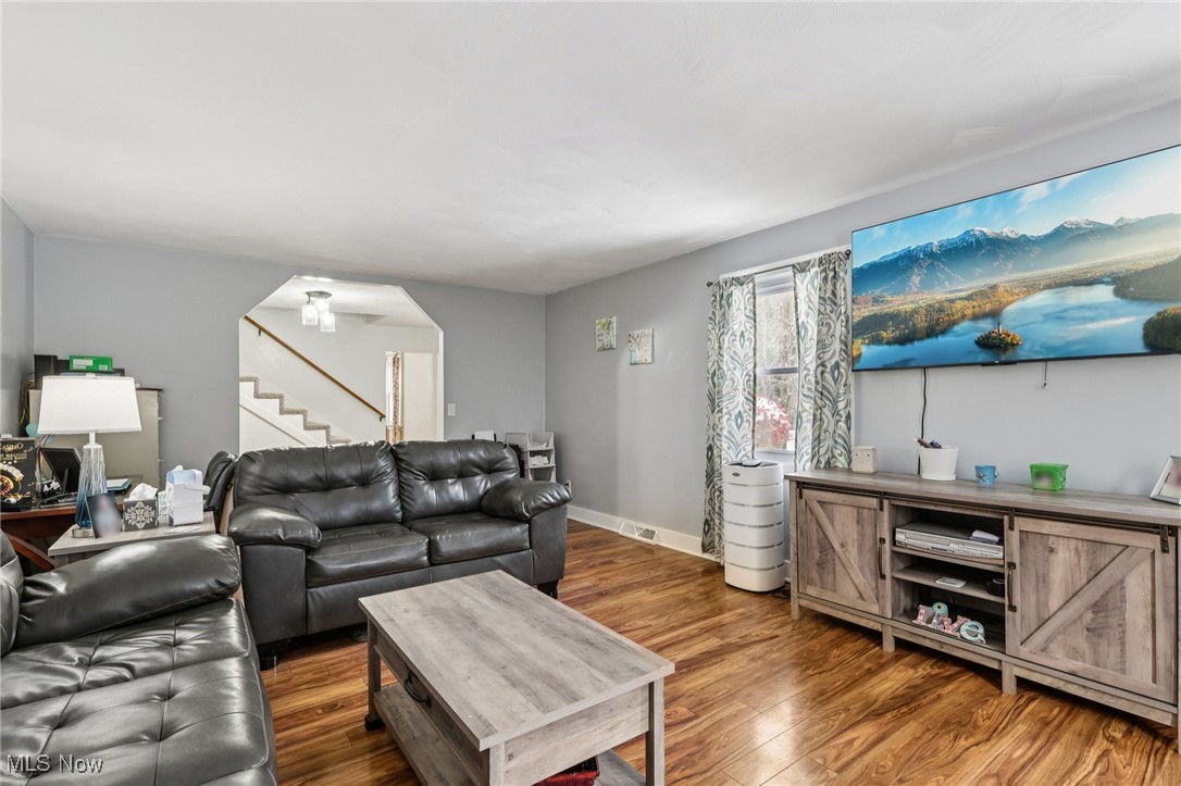 361 Mahan Denman Road NW Bristolville OH 44402