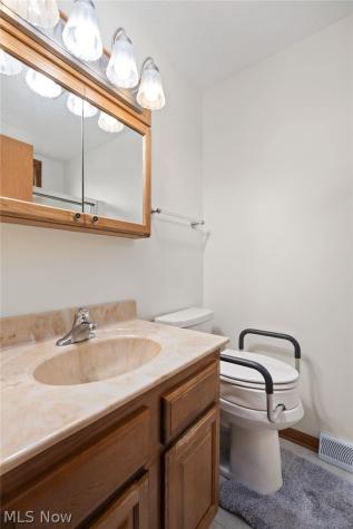 135 Northpark Drive Wadsworth OH 44281