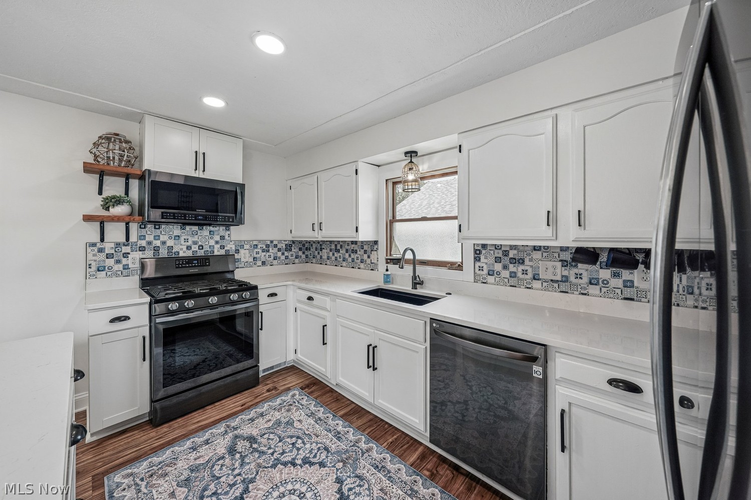 737 Perry Street Vermilion OH 44089