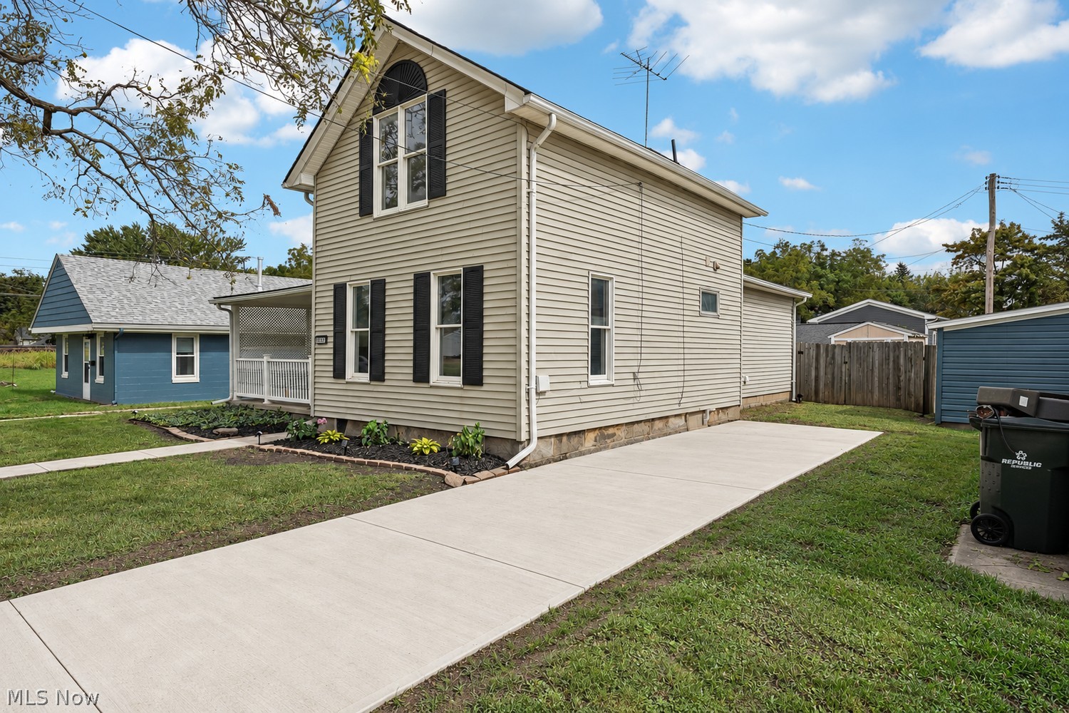 737 Perry Street Vermilion OH 44089