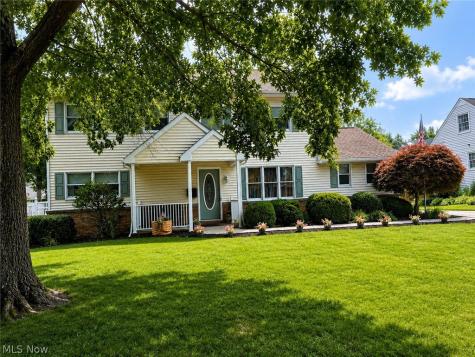 761 Highland Avenue Wadsworth OH 44281