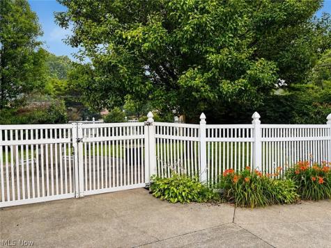 761 Highland Avenue Wadsworth OH 44281