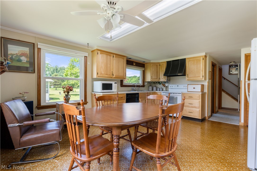 8463 Schubert Avenue NE Alliance OH 44601