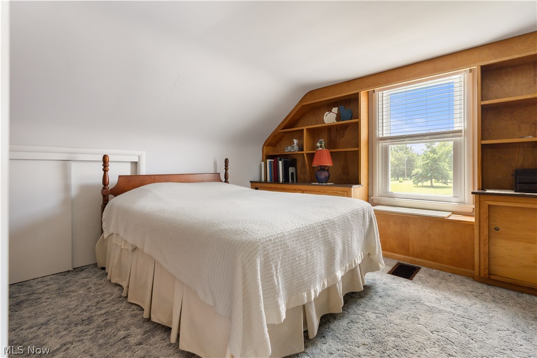 8463 Schubert Avenue NE Alliance OH 44601