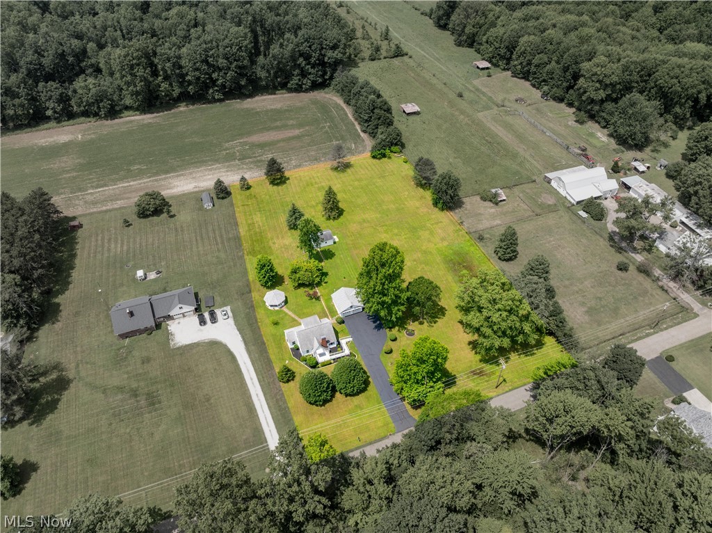 8463 Schubert Avenue NE Alliance OH 44601