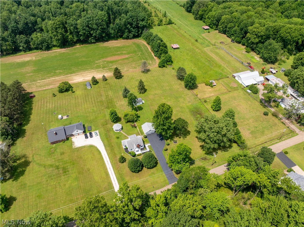 8463 Schubert Avenue NE Alliance OH 44601