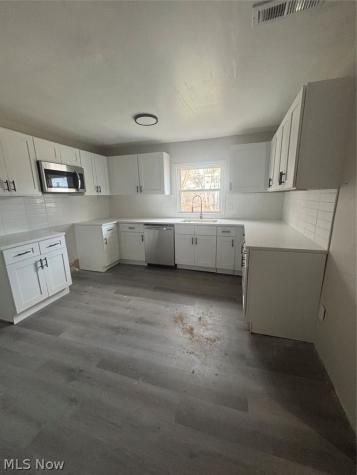 8019 Platt Avenue Cleveland OH 44104