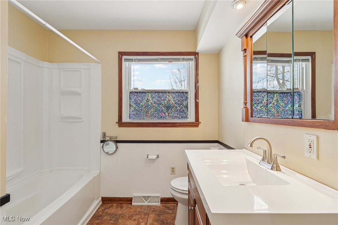 628 Matawan Drive Campbell OH 44405