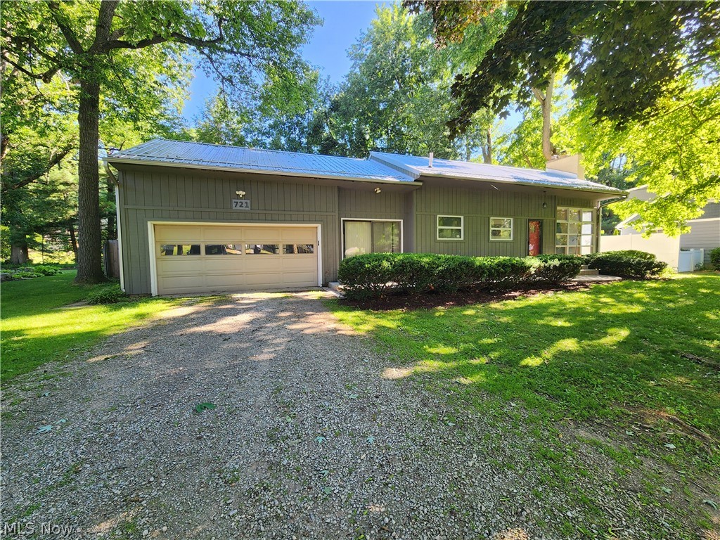 721 Frank Boulevard Akron OH 44320