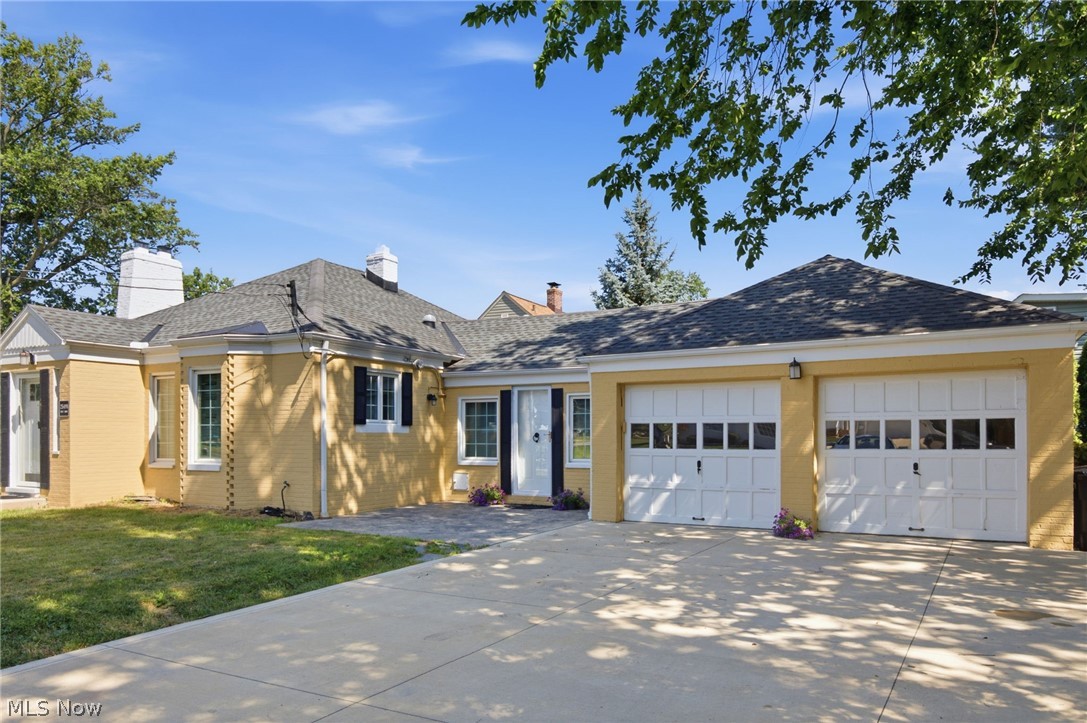 25498 Wolf Road Bay Village OH 44140