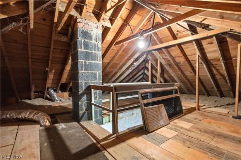 25498 Wolf Road Bay Village OH 44140
