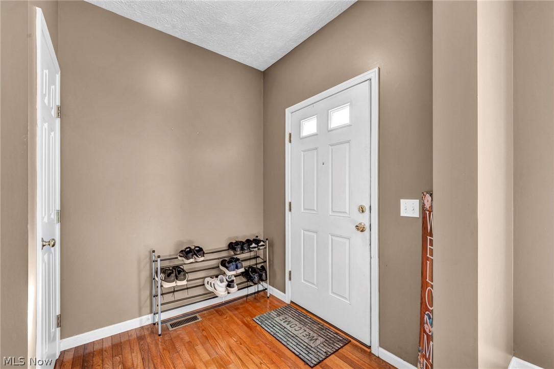 920 Alder Run Way Akron OH 44333