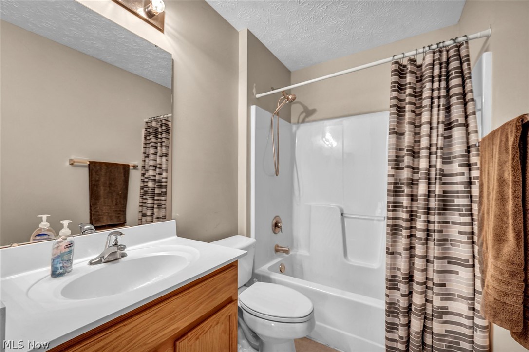 920 Alder Run Way Akron OH 44333