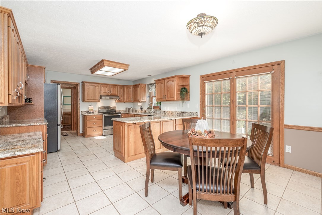 215 Cheltenham Lane Munroe Falls OH 44262