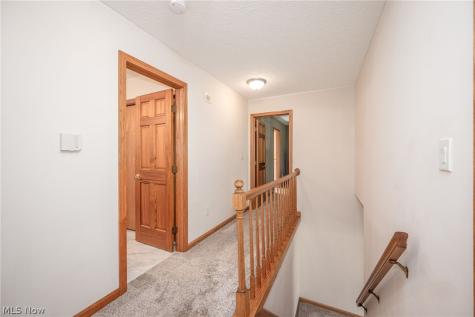215 Cheltenham Lane Munroe Falls OH 44262