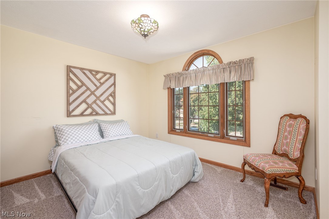 215 Cheltenham Lane Munroe Falls OH 44262