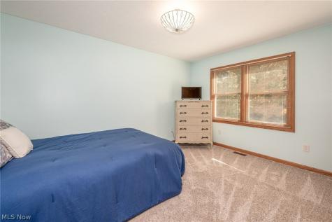 215 Cheltenham Lane Munroe Falls OH 44262