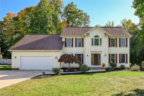 215 Cheltenham Lane Munroe Falls OH 44262