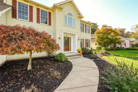 215 Cheltenham Lane Munroe Falls OH 44262