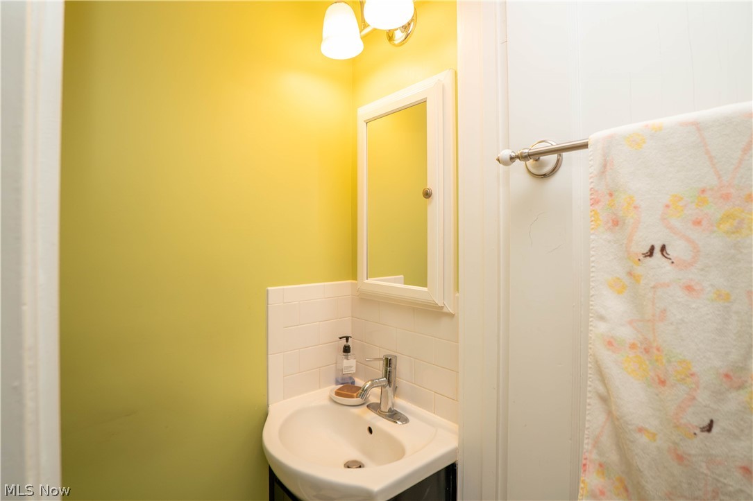 507 W Maple Street North Canton OH 44720