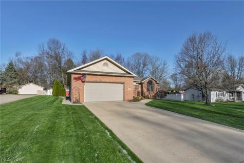 174 Circle Drive Doylestown OH 44230